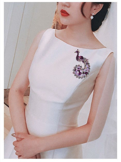 Alloy diamond peacock Animal drip brooch flower