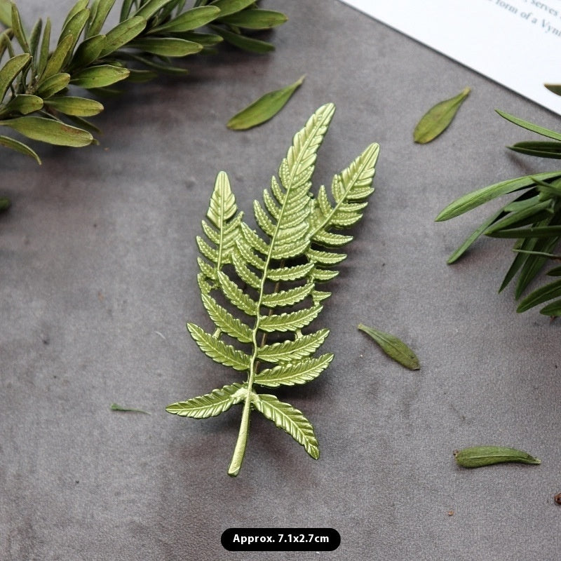 Retro Mori Style Plant Elegant Graceful Pearl Brooch