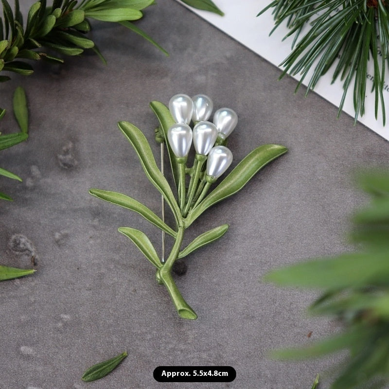 Retro Mori Style Plant Elegant Graceful Pearl Brooch