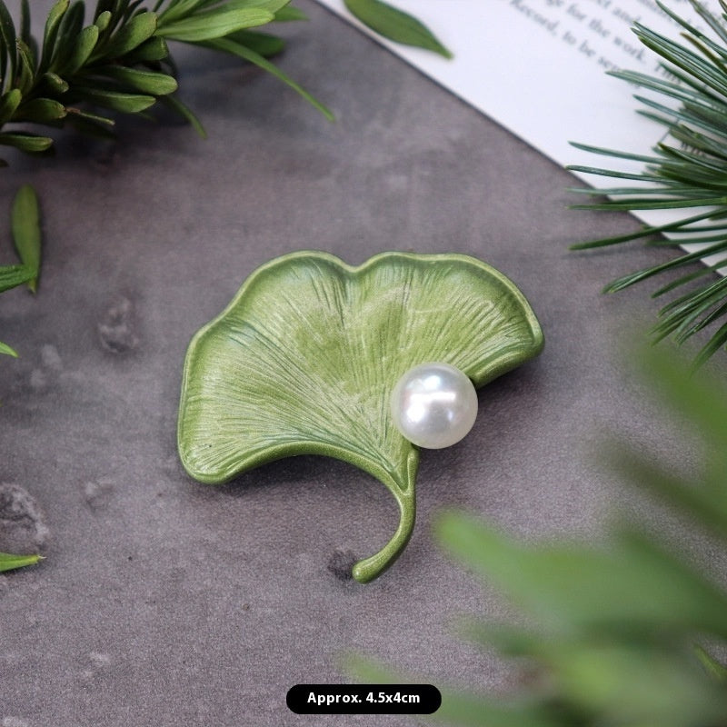 Retro Mori Style Plant Elegant Graceful Pearl Brooch