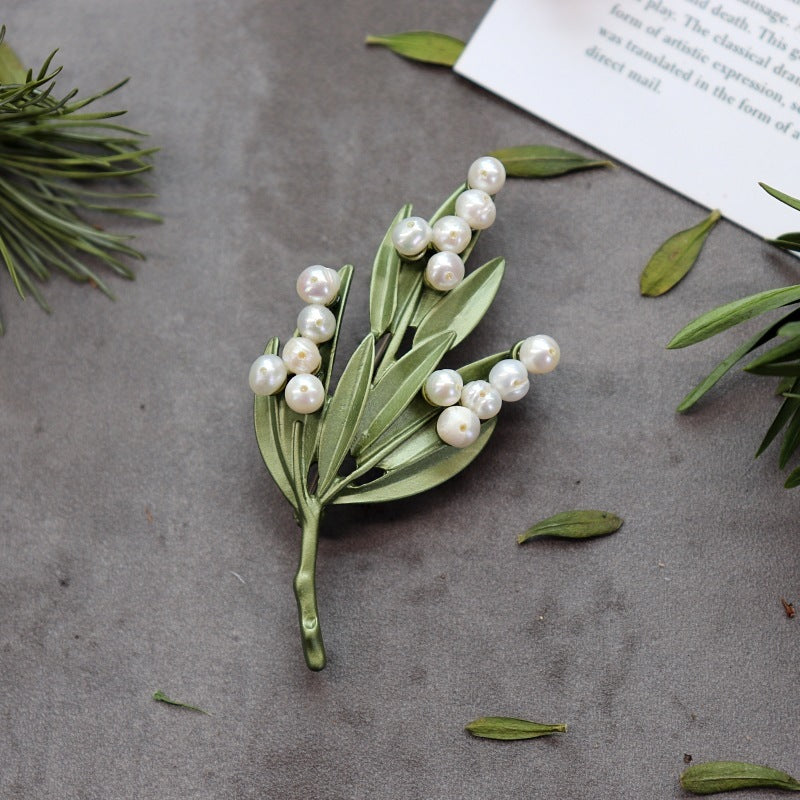 Retro Mori Style Plant Elegant Graceful Pearl Brooch